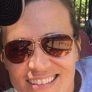 Meet your Posher, Ilene